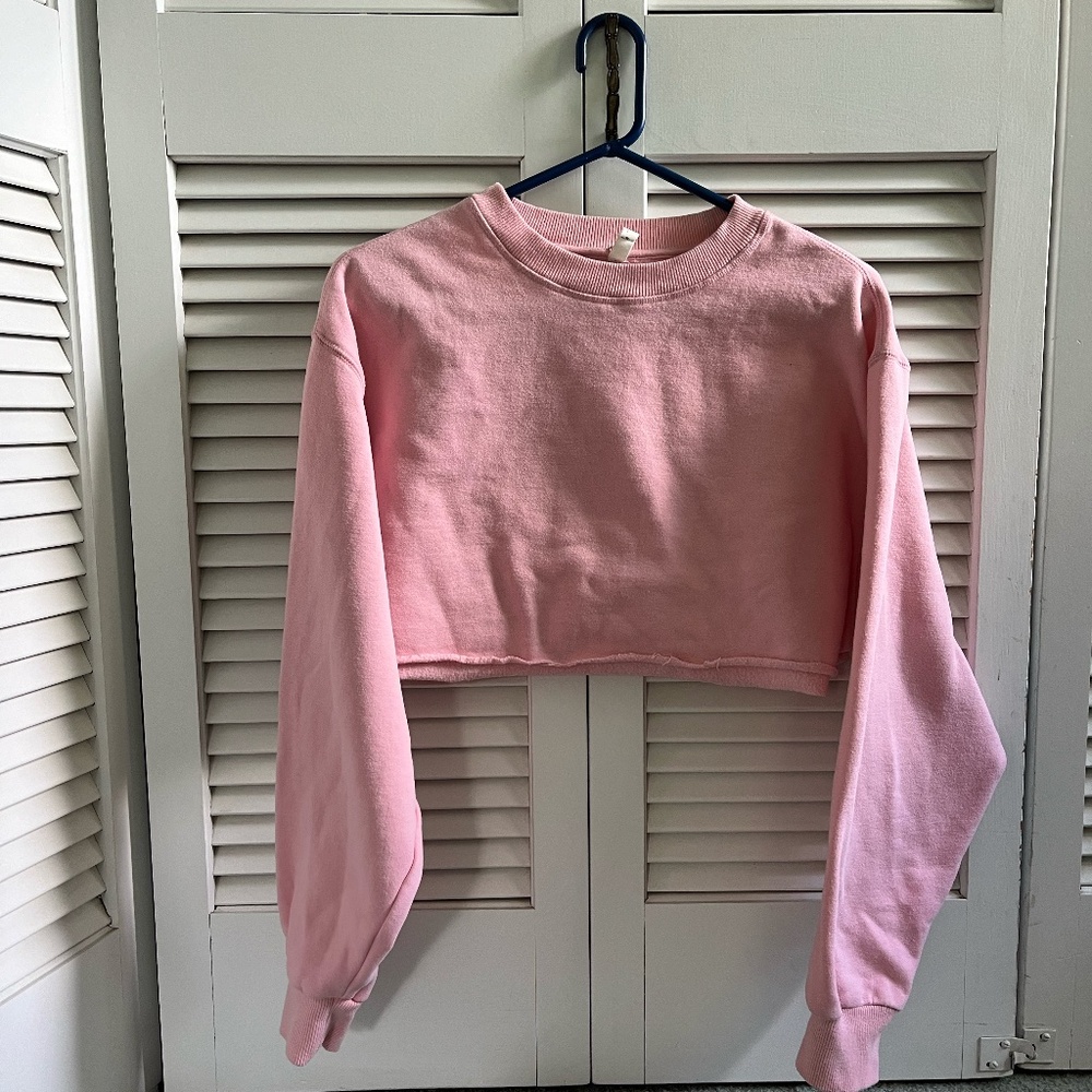 Baby pink cropped sweater